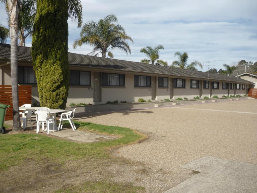 בייטמנס ביי Hanging Rock Family Motel מראה חיצוני תמונה